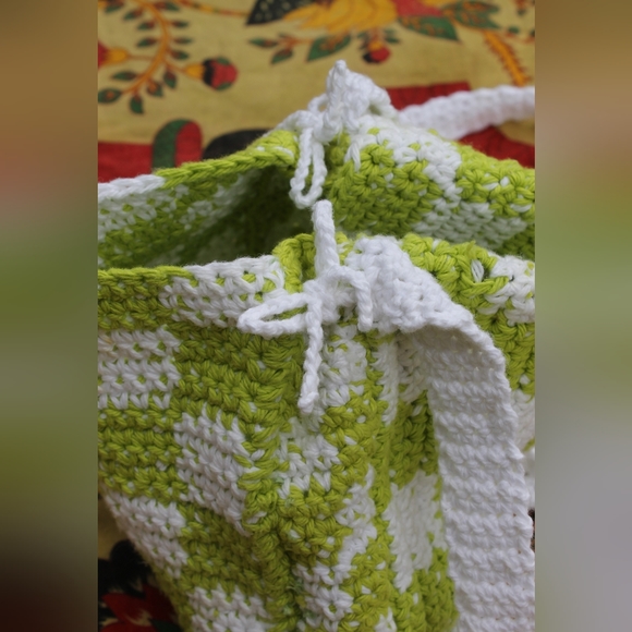 Checked Body Pouch - Picture 5 of 7